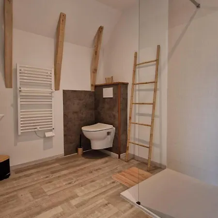 La Puy Mary Bed & Breakfast 3*